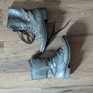 Mossimo (Target) Lace Up Faux Leather Boots Sz 9.5